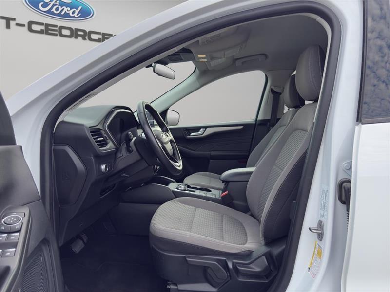 ford Escape 2021 - 9