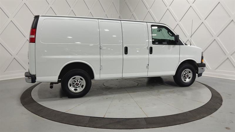 gmc Savana 2500 2024 - 9