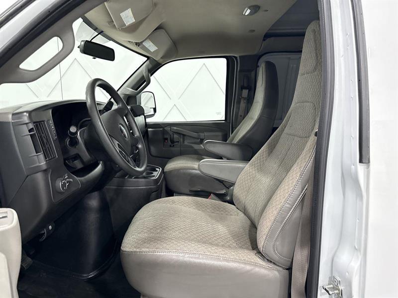 gmc Savana 2500 2024 - 11