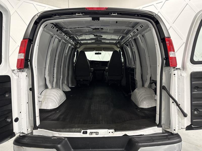 gmc Savana 2500 2024 - 20
