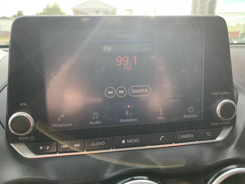 nissan Sentra 2020 - 22