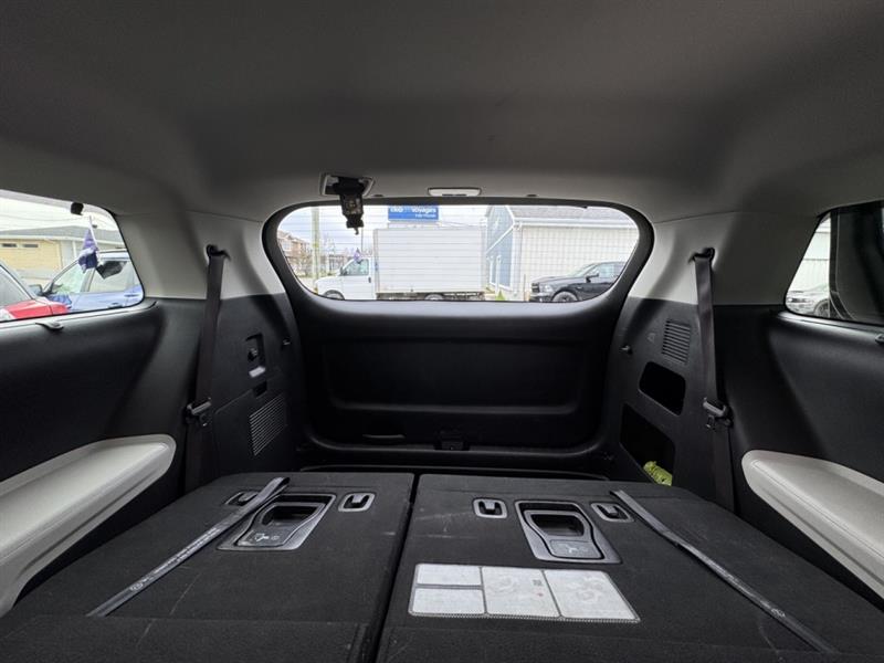 kia Carnival 2023 - 7