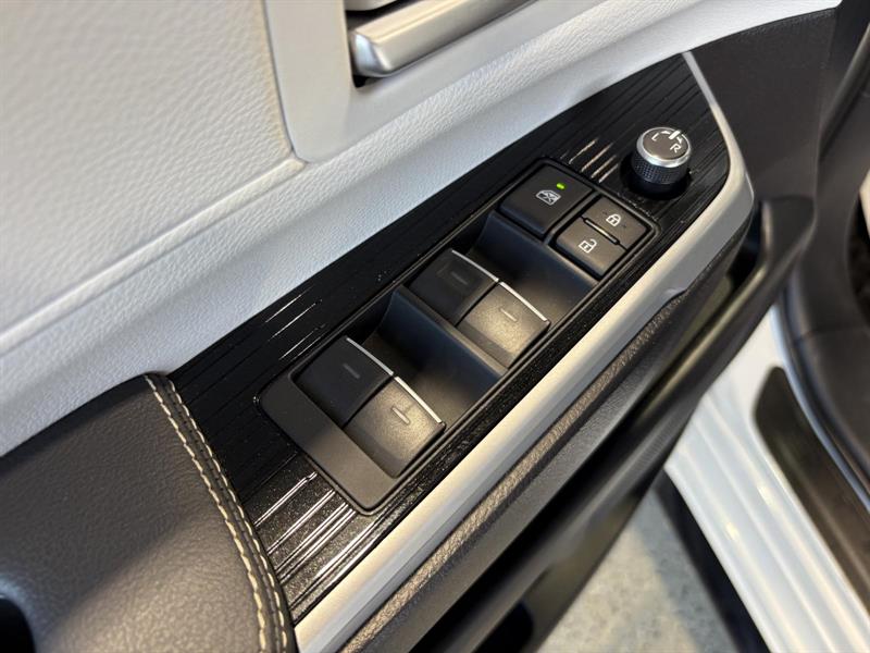 toyota Sienna 2025 - 17