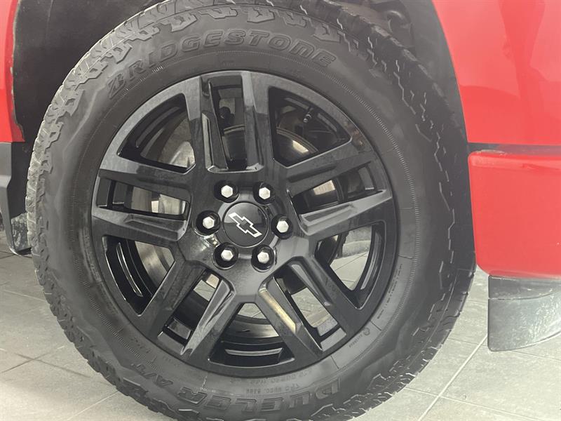 chevrolet Silverado 1500 2023 - 26