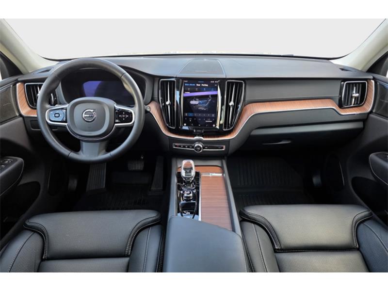 volvo XC60 2024 - 30