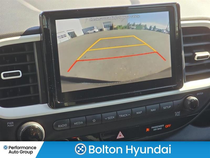 hyundai Venue 2022 - 24