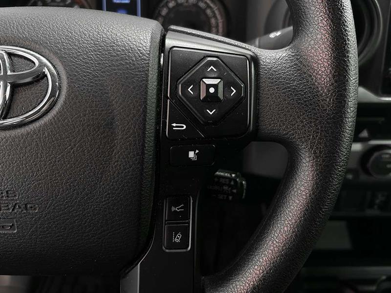 toyota Tacoma 2021 - 17