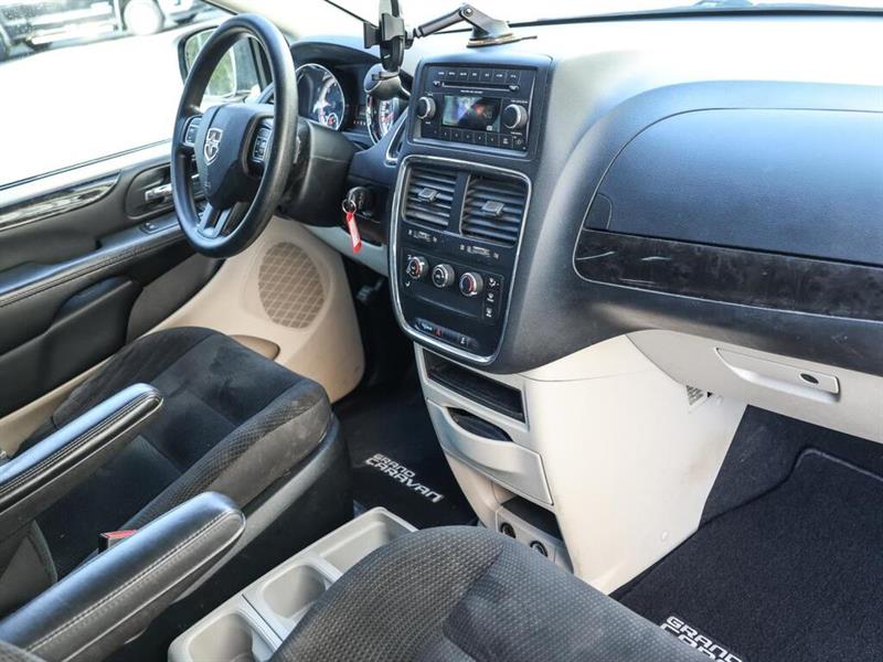 dodge Grand Caravan 2017 - 27