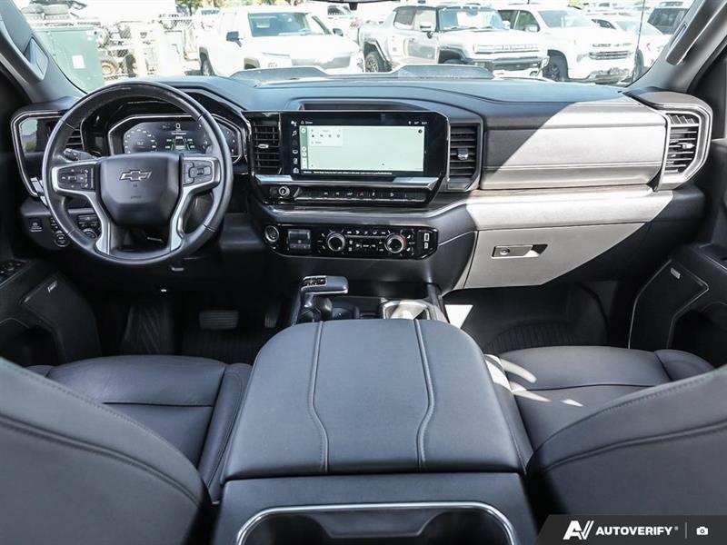 chevrolet Silverado 1500 2024 - 28