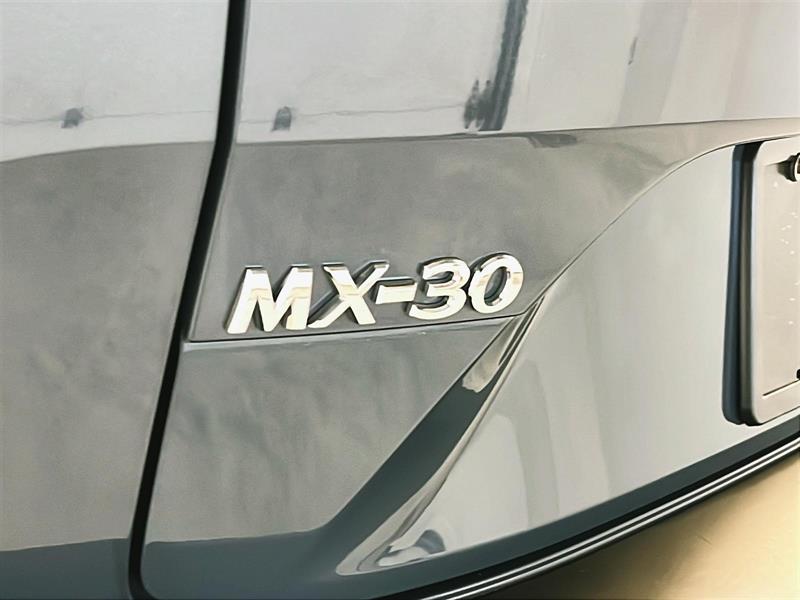 mazda MX-30 2022 - 28