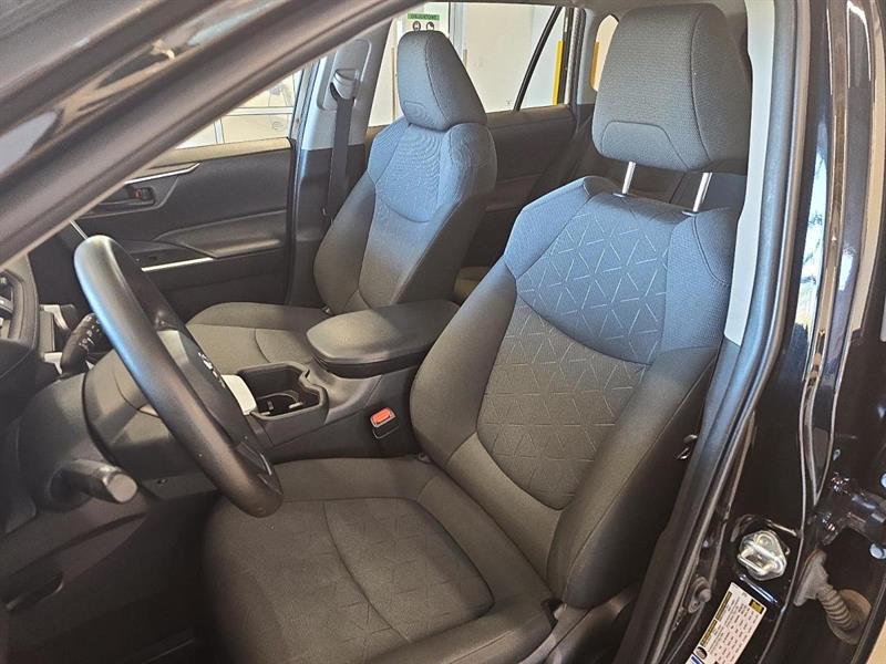 toyota RAV4 2022 - 10