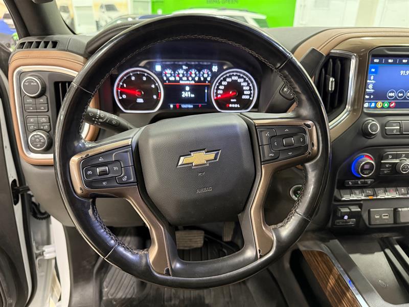 chevrolet Silverado 2500HD 2023 - 17