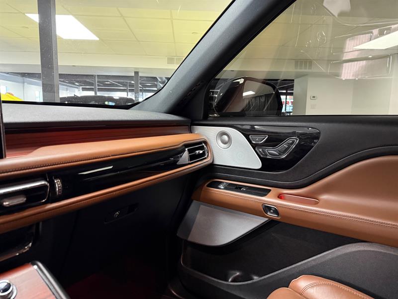 lincoln Aviator 2023 - 12