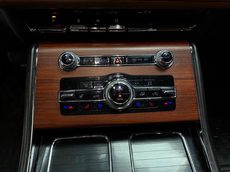 lincoln Aviator 2023 - 18