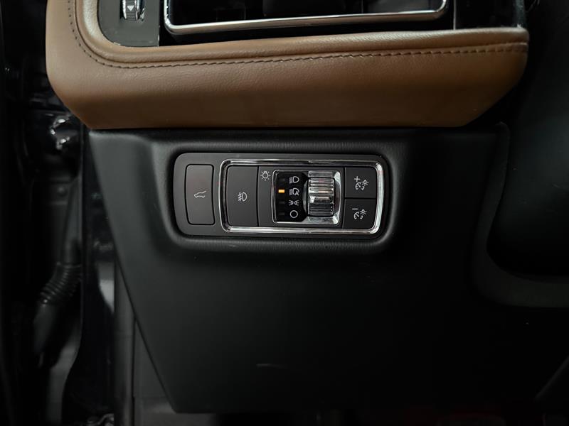 lincoln Aviator 2023 - 21