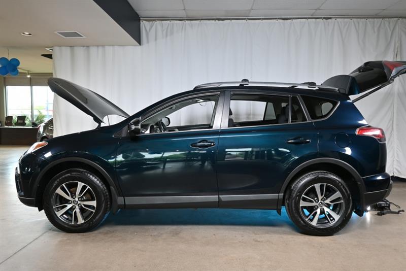 toyota RAV4 2017 - 11