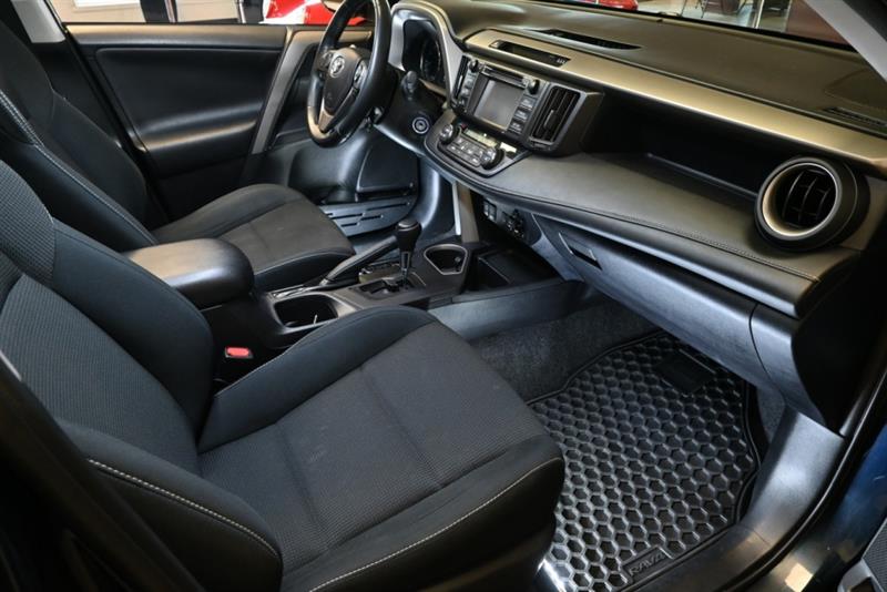 toyota RAV4 2017 - 36