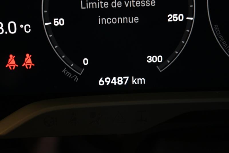 porsche Taycan 2021 - 22