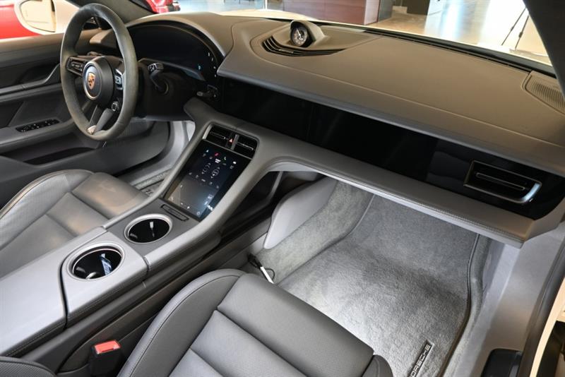 porsche Taycan 2021 - 30