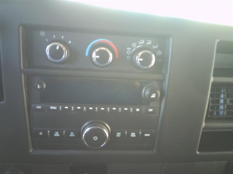 gmc Fourgonnette Savana utilitaire 2016 - 12