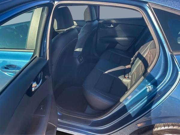 kia Forte5 2023 - 10