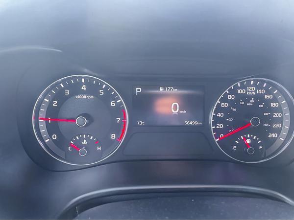 kia Forte5 2023 - 13