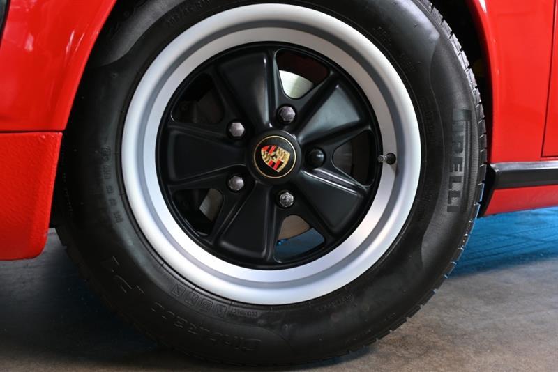 1984 Porsche 911 - Image 3