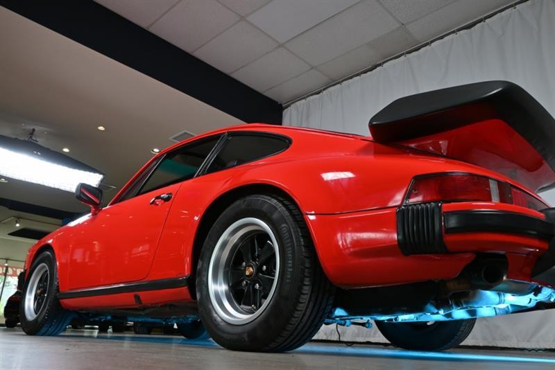 1984 Porsche 911 - Image 12