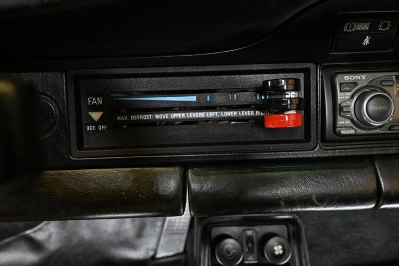 1984 Porsche 911 - Image 35