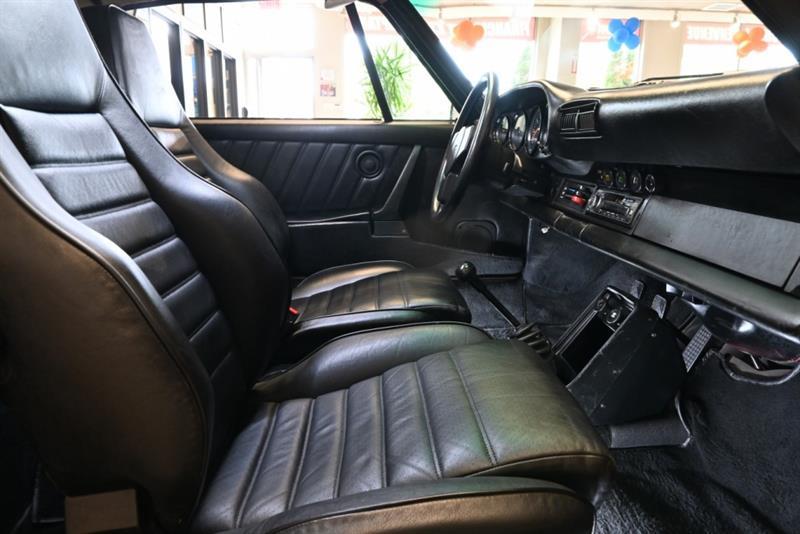 1984 Porsche 911 - Image 38