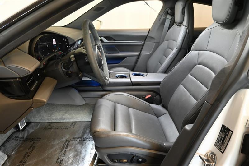 porsche Taycan 2021 - 16