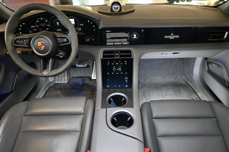 porsche Taycan 2021 - 17