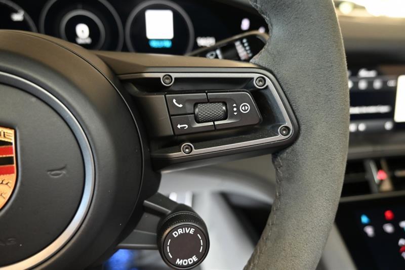 porsche Taycan 2021 - 19