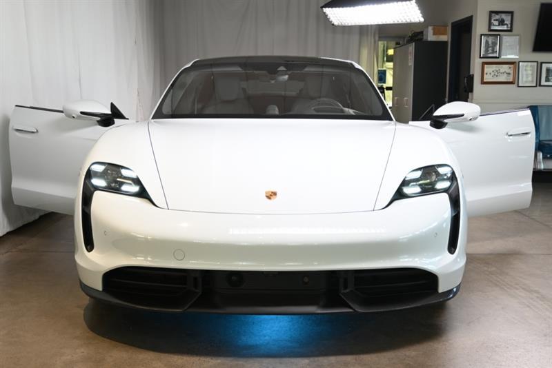 porsche Taycan 2021 - 37