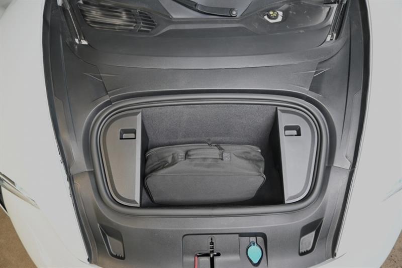 porsche Taycan 2021 - 39