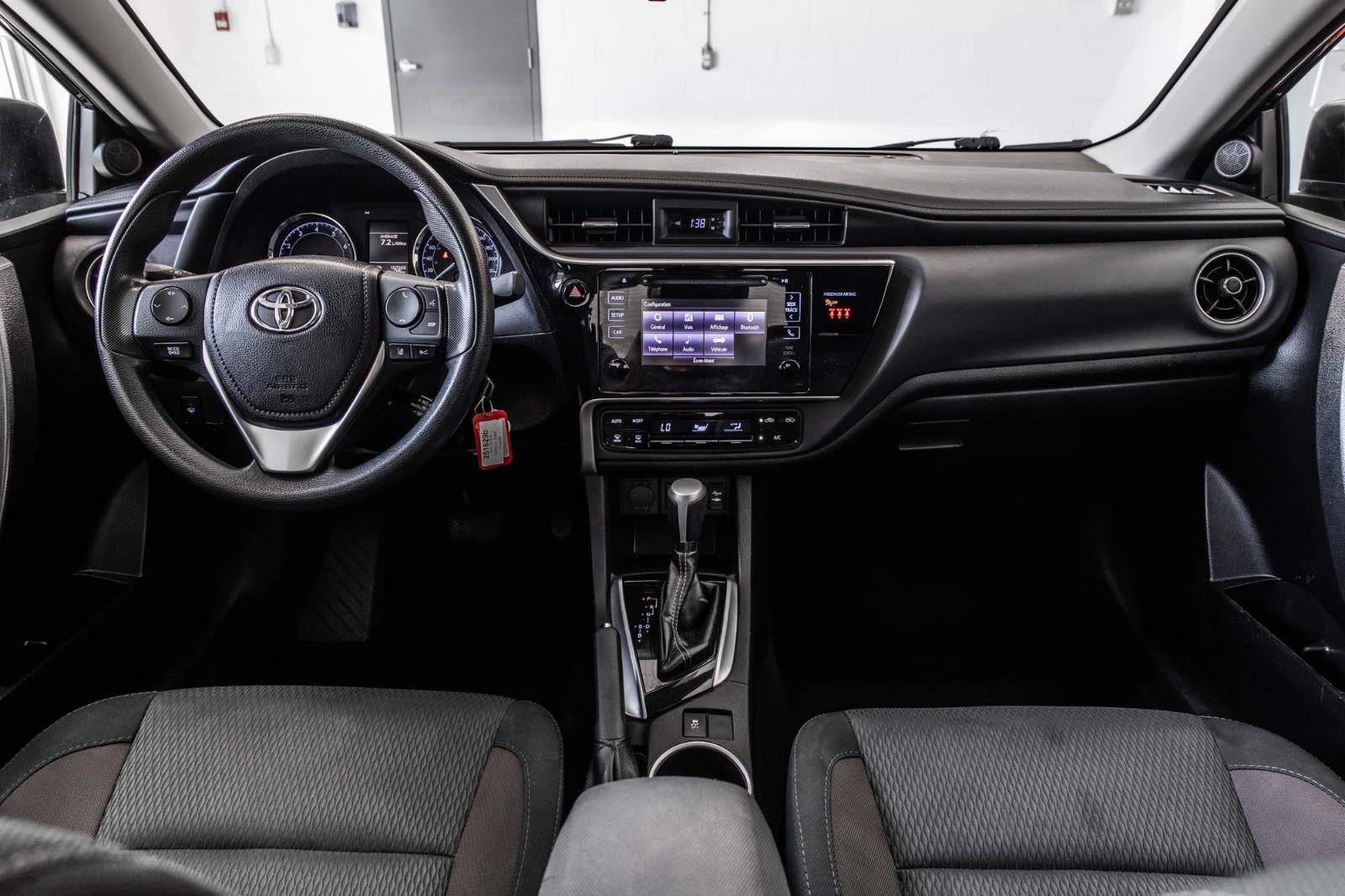 toyota Corolla 2019 - 36