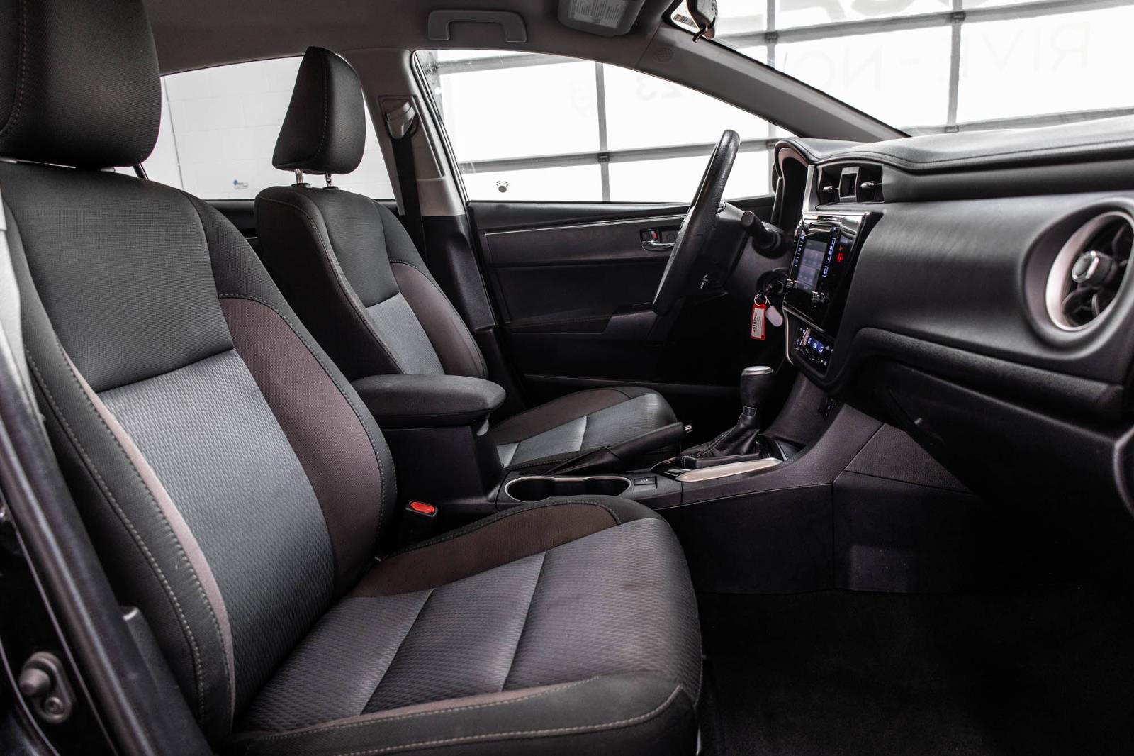 toyota Corolla 2019 - 39