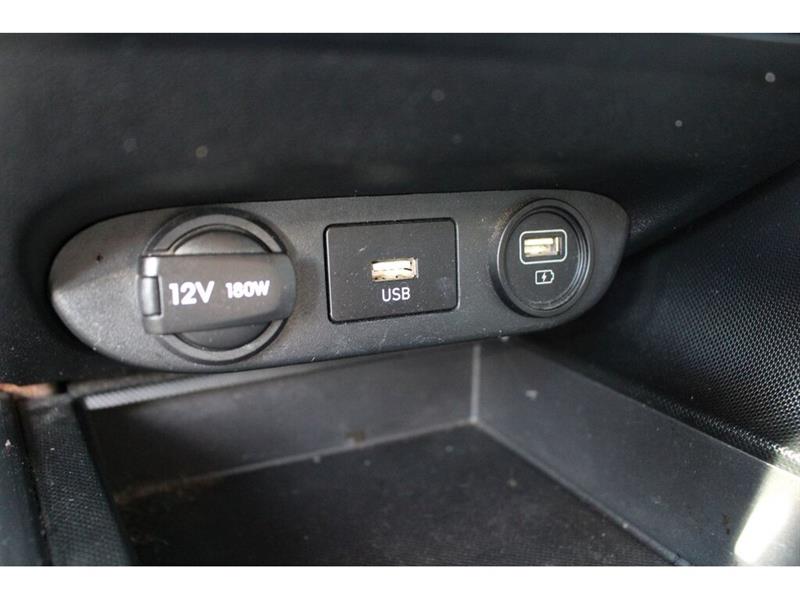 hyundai Elantra 2023 - 25