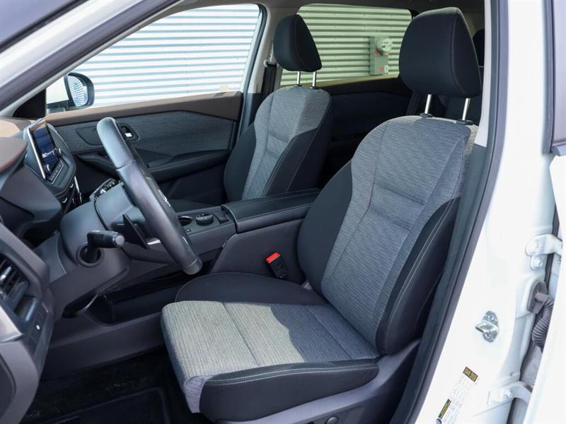 nissan Rogue 2023 - 17