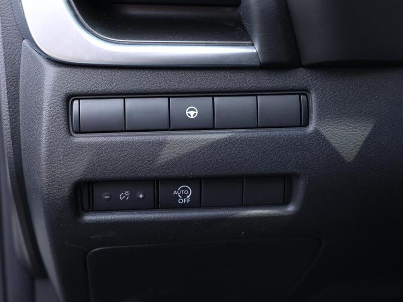 nissan Rogue 2023 - 25