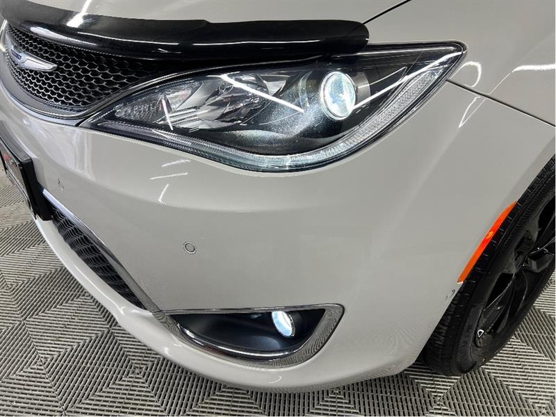 chrysler Pacifica 2020 - 5