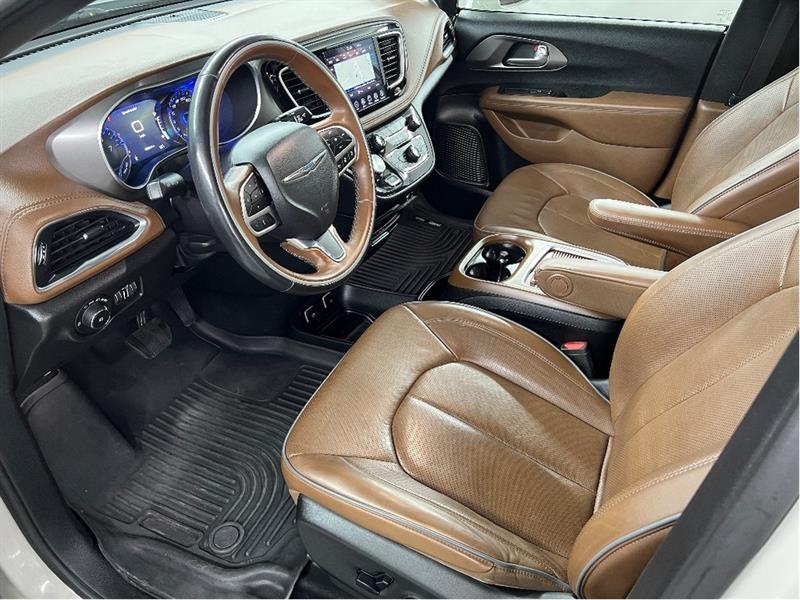 chrysler Pacifica 2020 - 9