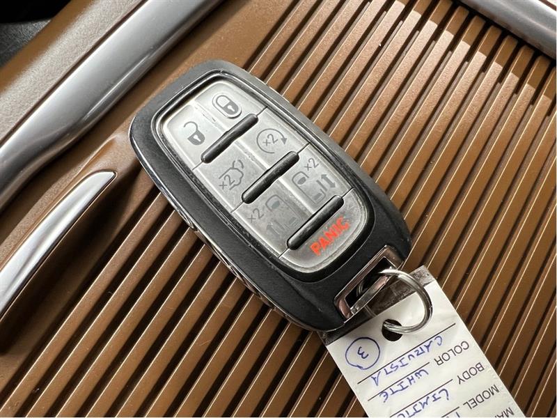 chrysler Pacifica 2020 - 18