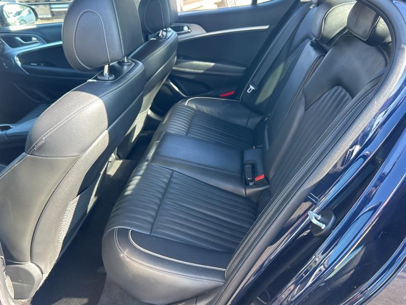 genesis G70 2023 - 18