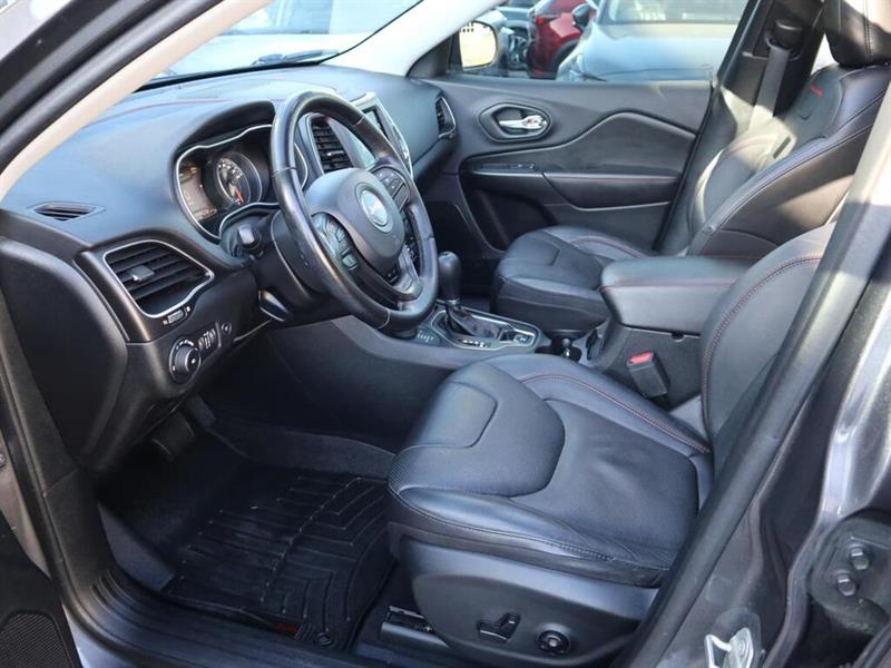 jeep Cherokee 2020 - 16