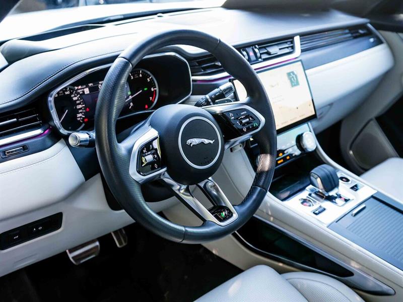 jaguar F-PACE 2023 - 10