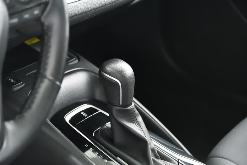 toyota Corolla 2020 - 13