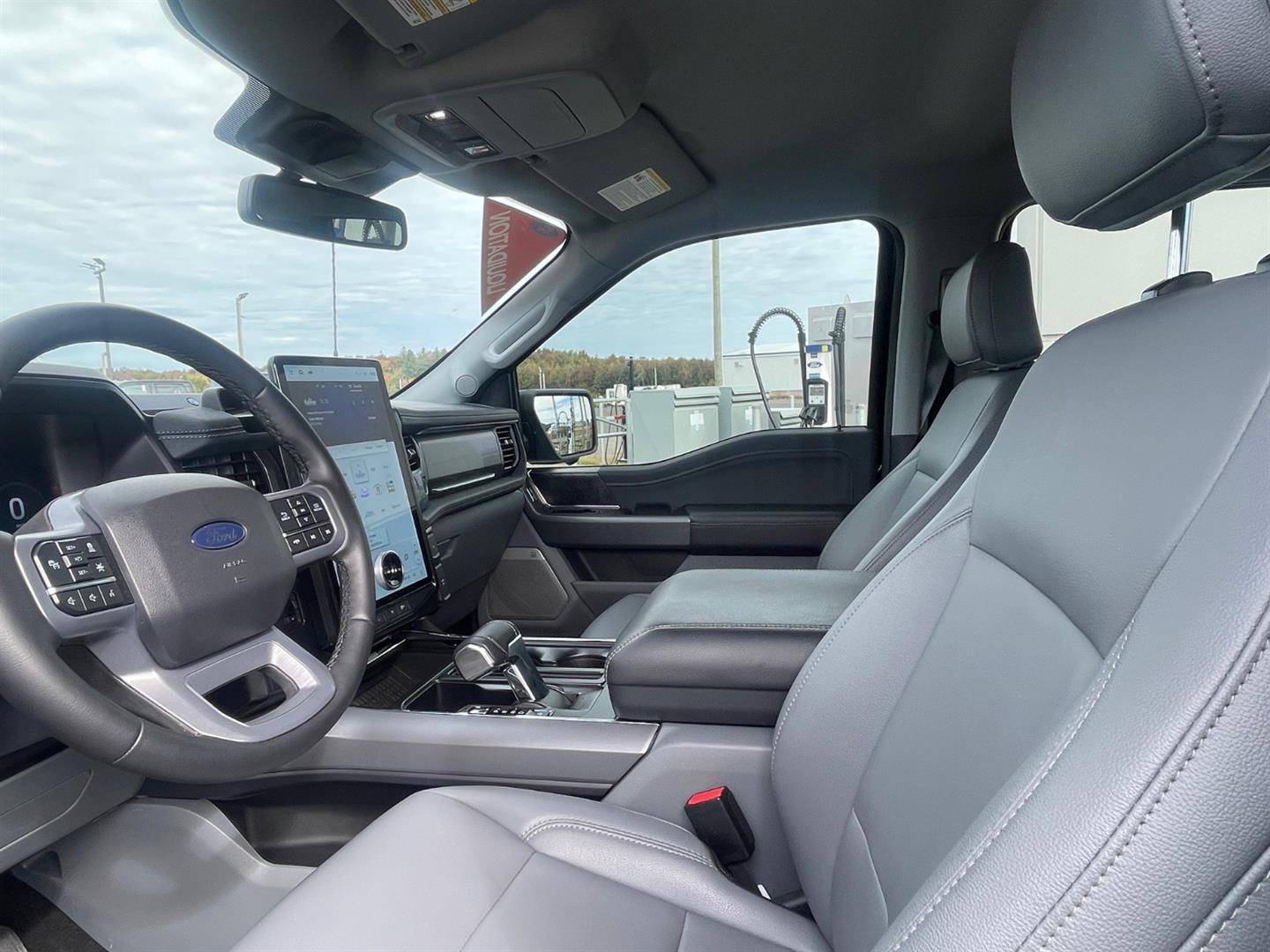 ford F-150 Lightning 2025 - 7