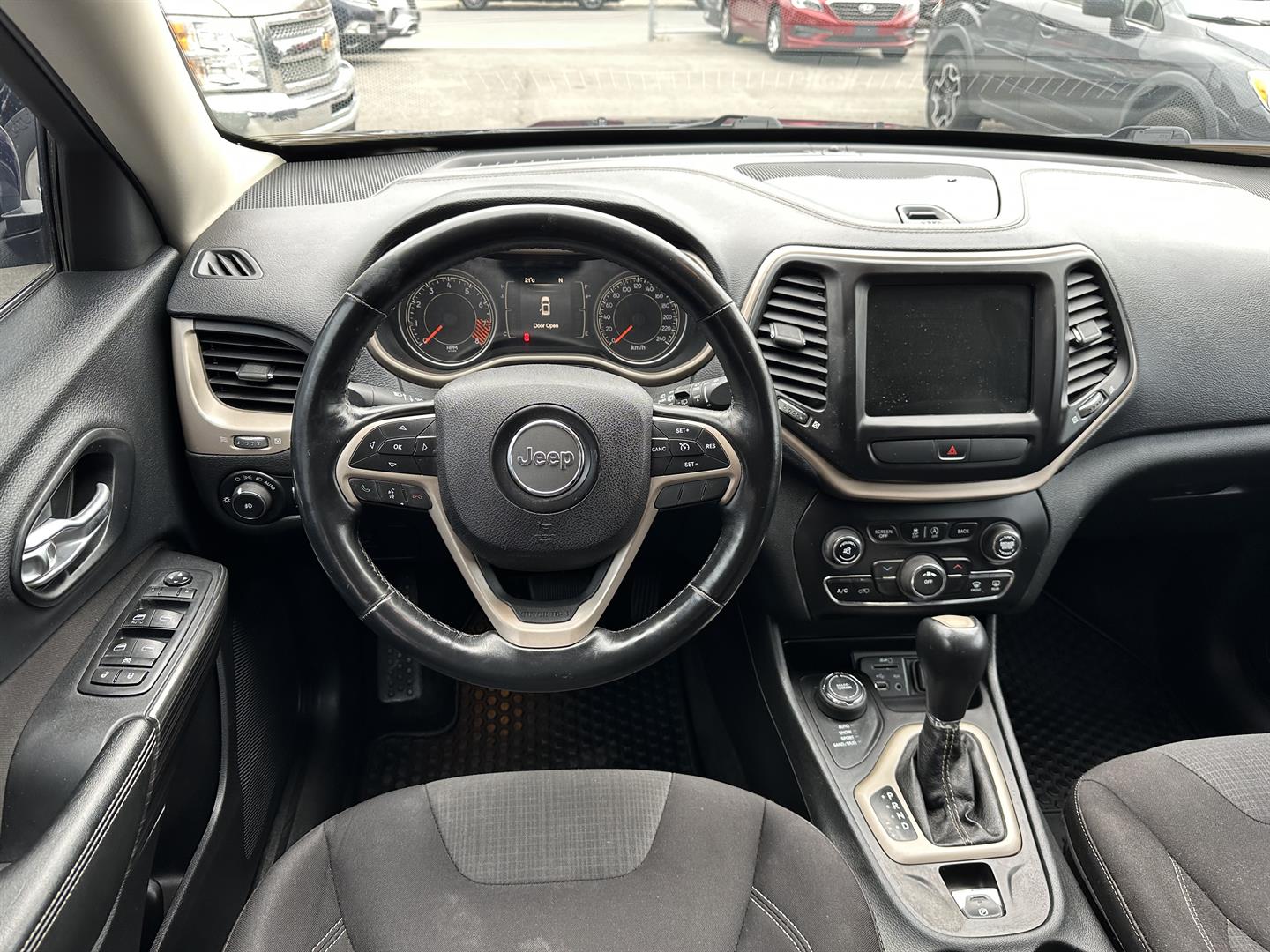 jeep Cherokee 2015 - 17