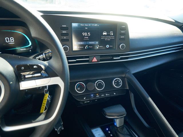 hyundai Elantra 2024 - 17
